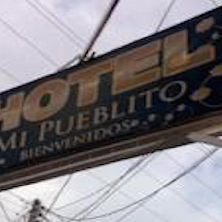 Hotel Mi Pueblito Tonalá Esterno foto