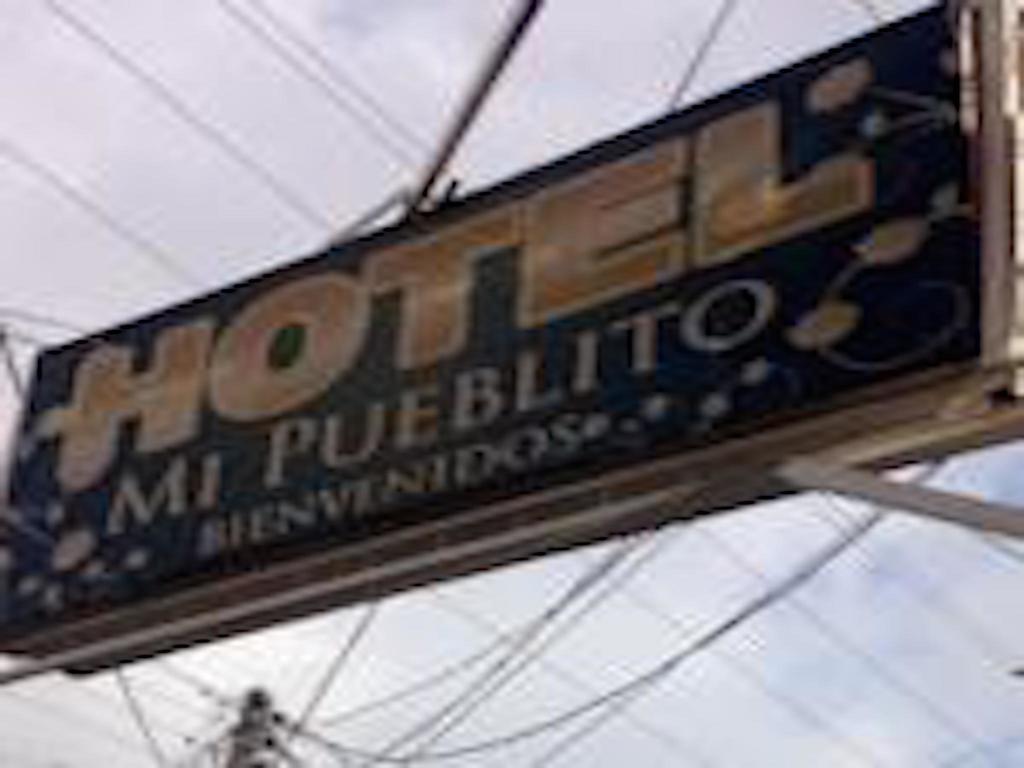 Hotel Mi Pueblito Tonalá Esterno foto