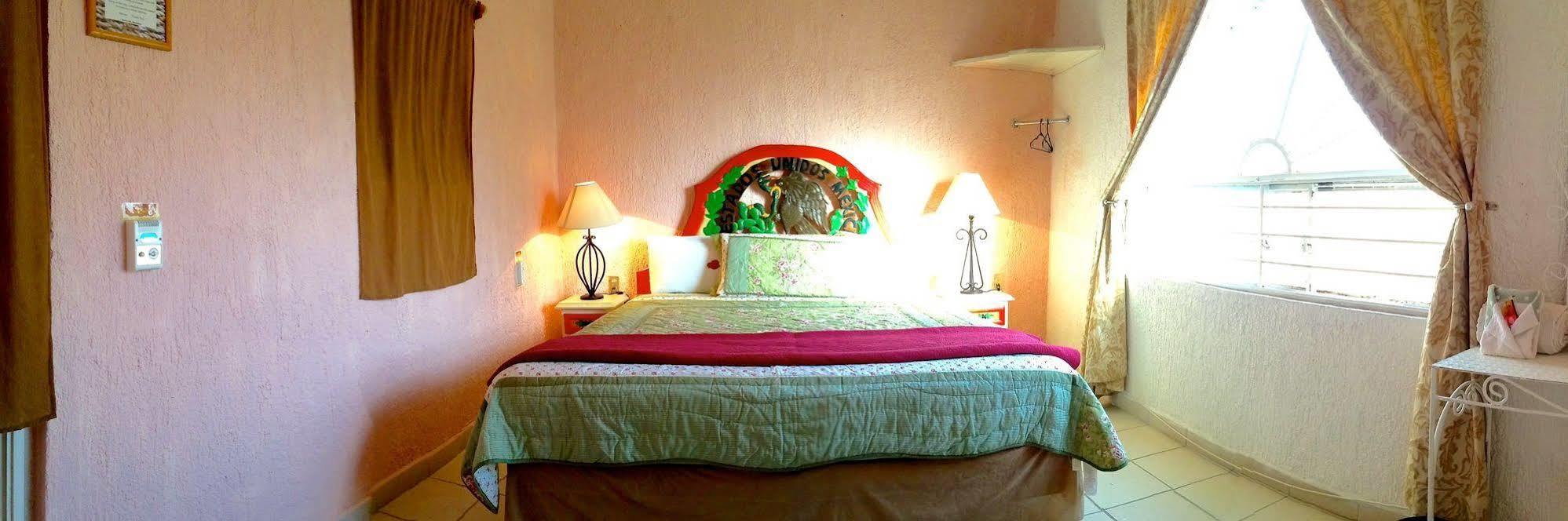 Hotel Mi Pueblito Tonalá Esterno foto